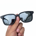 Lacoste 3375 black frame gray film C1